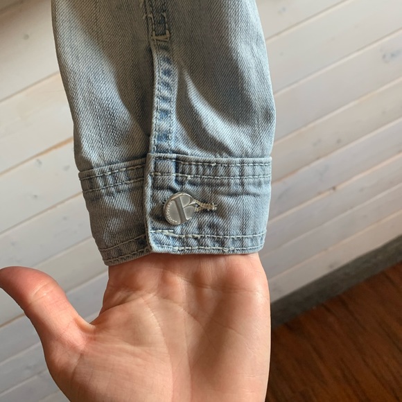 Bootlegger | Light Denim Jacket - Picture 6 of 6